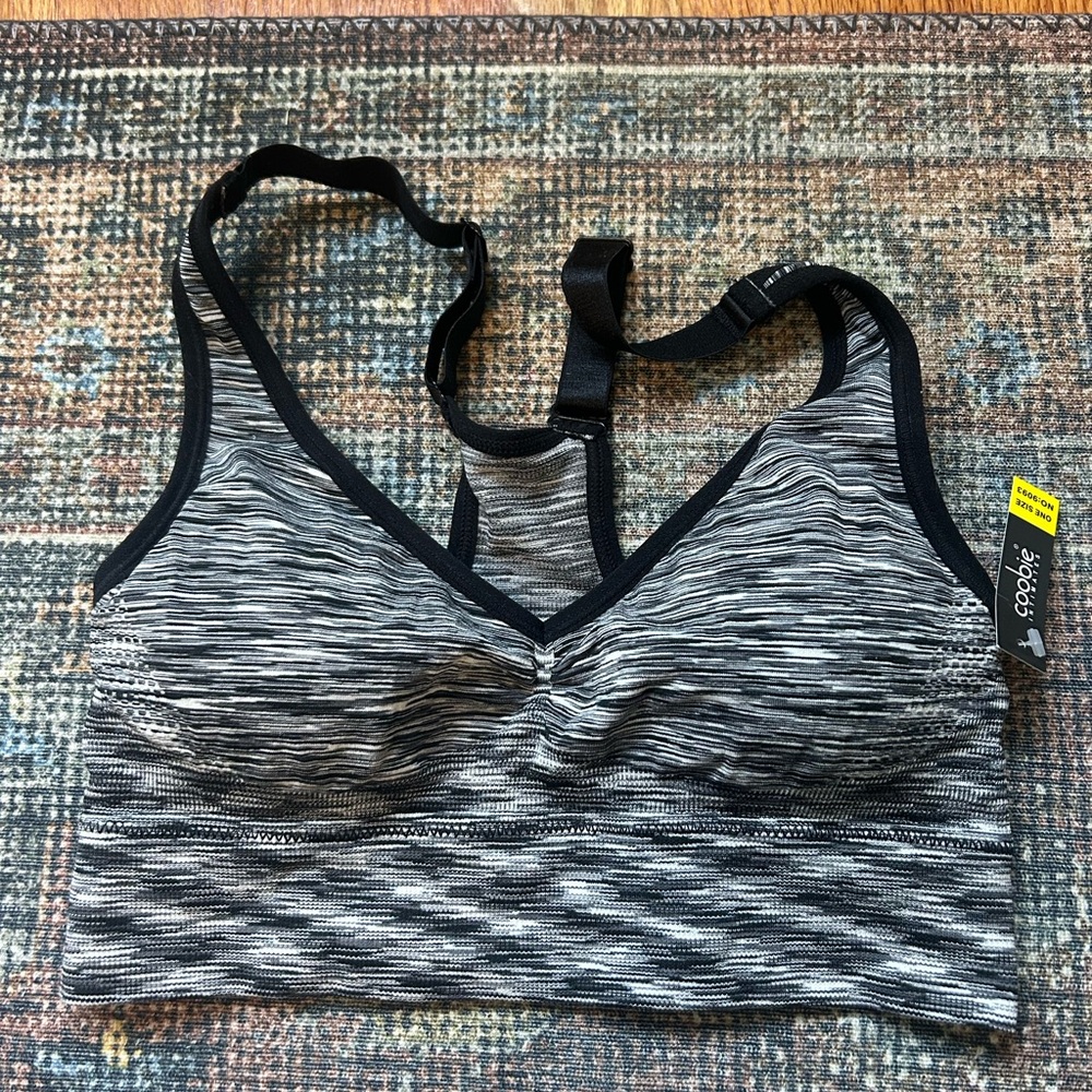 Coobie Women's Black and Gray Sports Bra